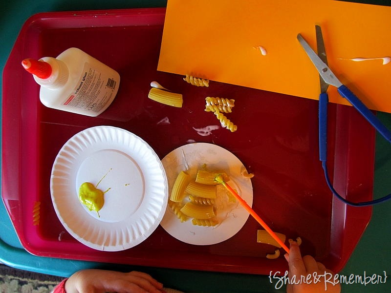 [trays%255B7%255D.jpg]