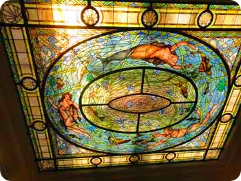 18-ceiling-in-men's-room