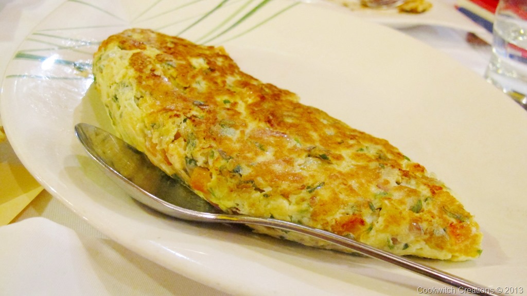 [Herbed%2520omelette%2520with%2520onion%2520and%2520tomato%255B1%255D.jpg]