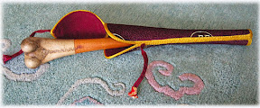 Note red wool lining
