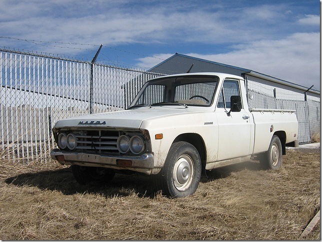 640px-MazdaB1800Truck_thumb 640px-MazdaB1800Truck_thumb