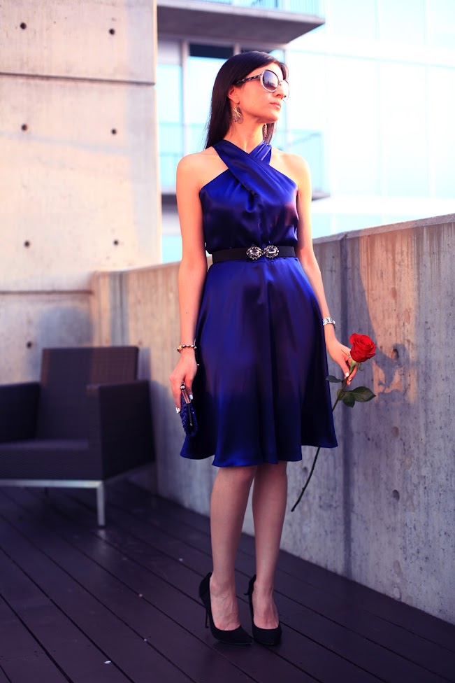 bluedress1.jpg