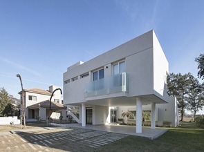Casa RA Pablo Anzilutti Casa-RA-Pablo-Anzilutti-argentina