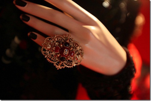 red,ring,nale,jewelry,jewellery,beauty-d22430fb72d6cd6b23f4901eb057f99b_h_large