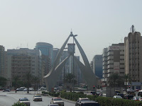 der clocktower in dubai - gleich in der nähe die emirates-airline-büros