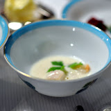 Priestley à la livèche : une crème anglaise où les oeufs sont remplacés par une autre protéine. Ici, celle de la langoustine. Très bien.