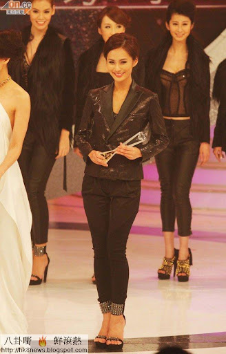來自吉隆坡5林家冰先拔頭籌奪「亞太區時尚風采大獎」。