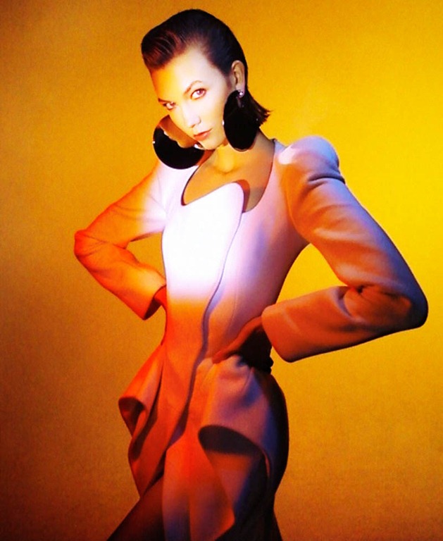 [90-fashion-trend-0144.jpg]