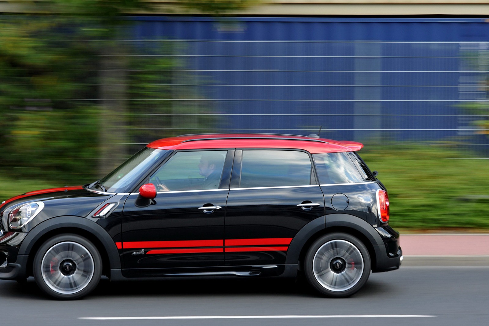 [2013-Mini-Countryman-JCW-44%255B2%255D.jpg]