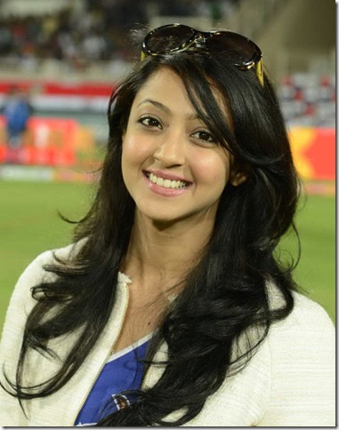 Aindrita Ray at CCL 3 Telugu Wa...
