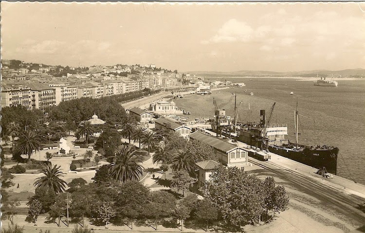 Imagen del UROLA en el puerto de Santander. Archivo de Manuel Rodriguez Aguilar.jpg