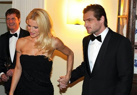 Michelle-Hunziker-e-Tomaso-Trussardi-TM-News-Infophoto-5 Michelle Hunziker e Tomaso Trussardi