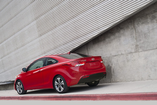 2013-Hyundai-Elantra-Coupe-04.jpg
