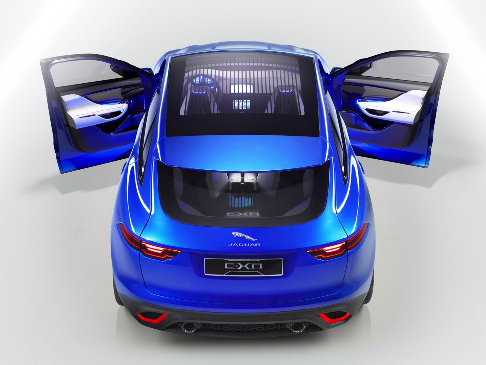 Jaguar-C-X17-Crossover-7%25255B3%25255D.jpg