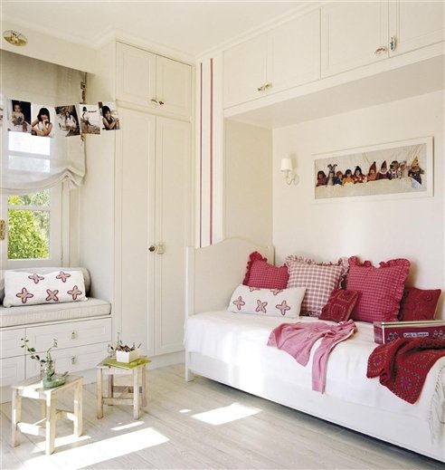 [dormitorio_infantil_cama_y_ventana_492x519%255B4%255D.jpg]