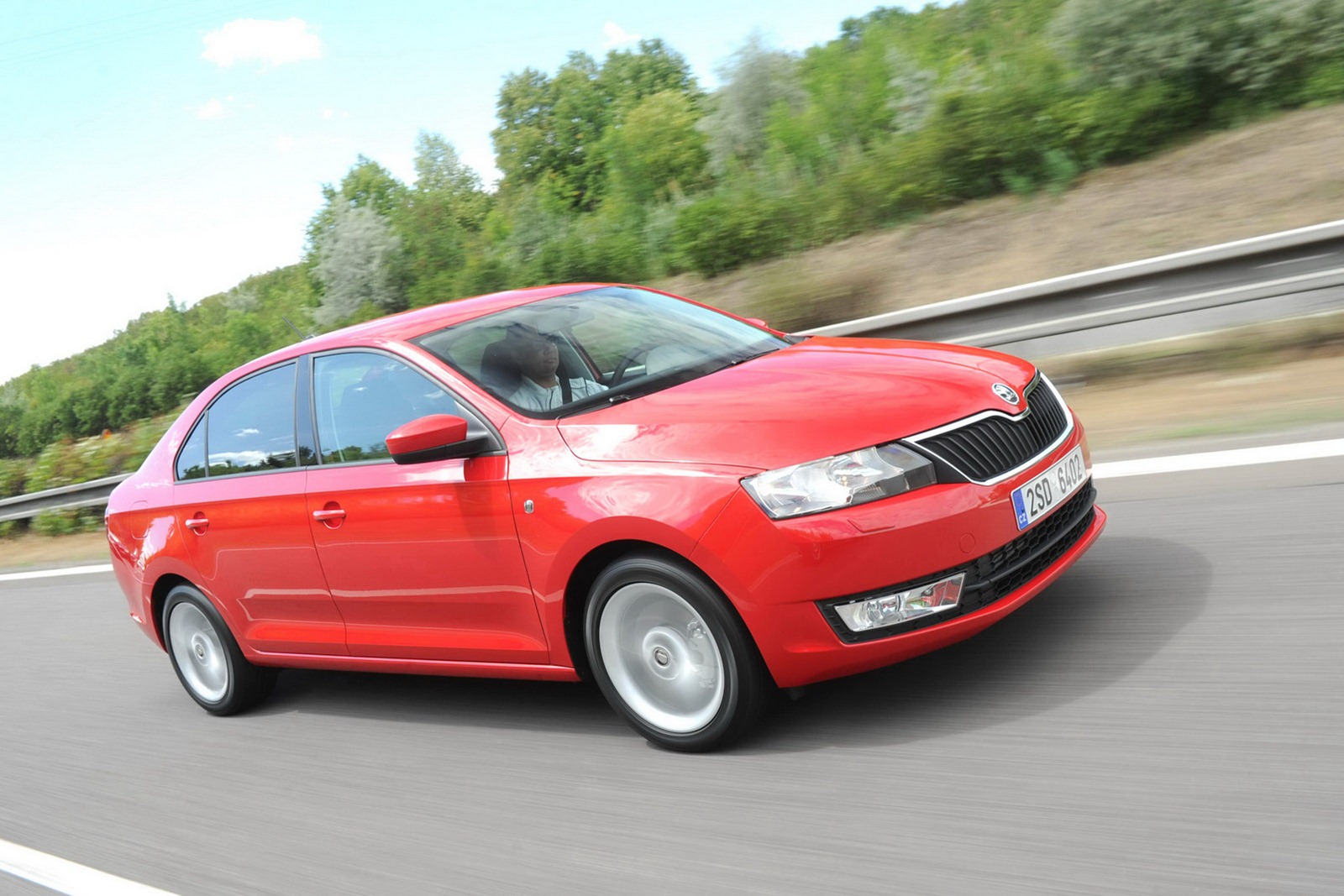[2013-Skoda-Rapid-83%255B2%255D.jpg]