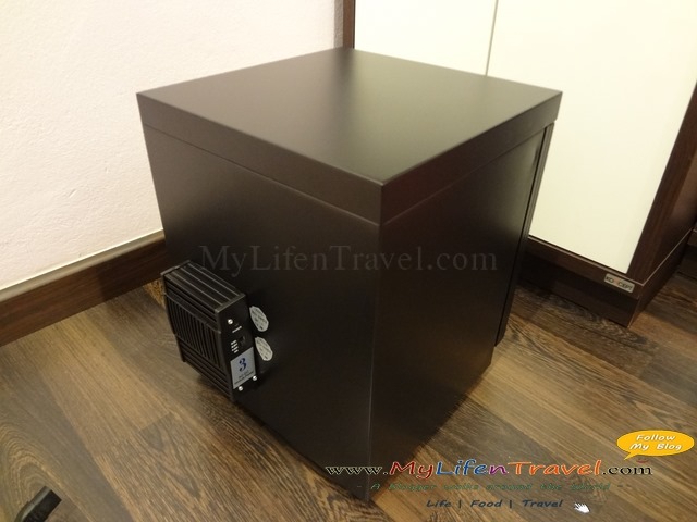 Dry box Dry box