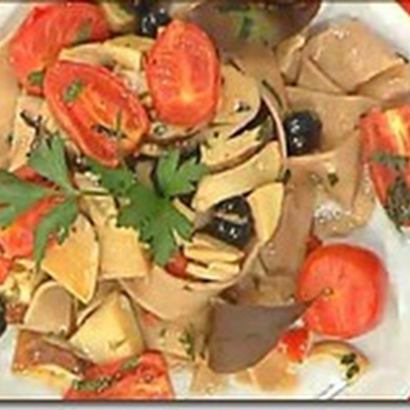 Pappardelle di farro ai funghi porcini e pomodori confit