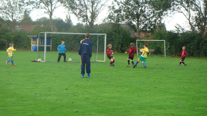 2011 - SC SCHEEMDA E4 - WVV E5 - 08 oktober 023.jpg