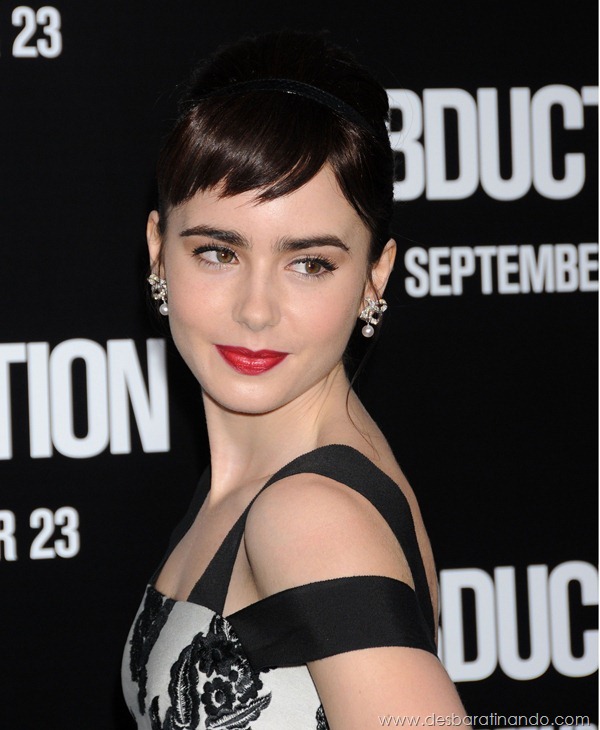 lily-collins-linda-sensual-sexy-lady-desbaratinando-sexta-proibida (31) lily-collins-linda-sensual-sexy-lady-desbaratinando-sexta-proibida (31)