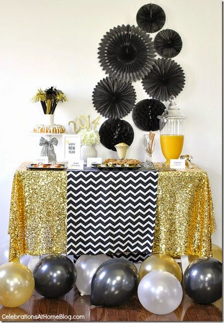 golden-glam-new-years-eve-party-food-table