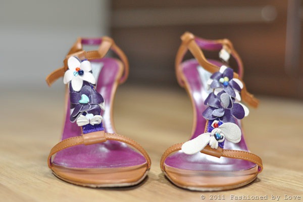 [shoes%255B4%255D.jpg]