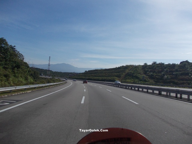 [DSCN29732.jpg]