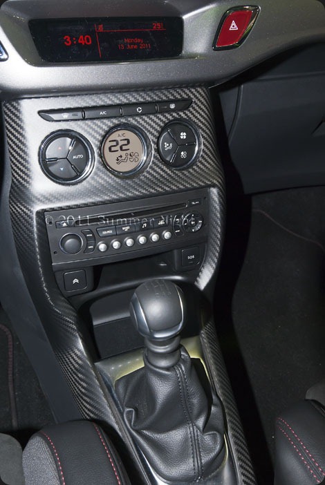 Автосалон 2011