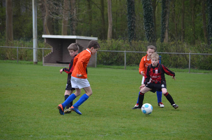 2012 - 14 APR - ONSTWEDDE E2 - WVV E5 013.jpg