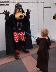[Disney%25202011%2520059%255B5%255D.jpg]