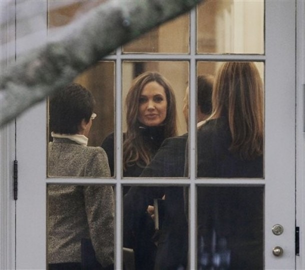 [angelina%255B3%255D.jpg]