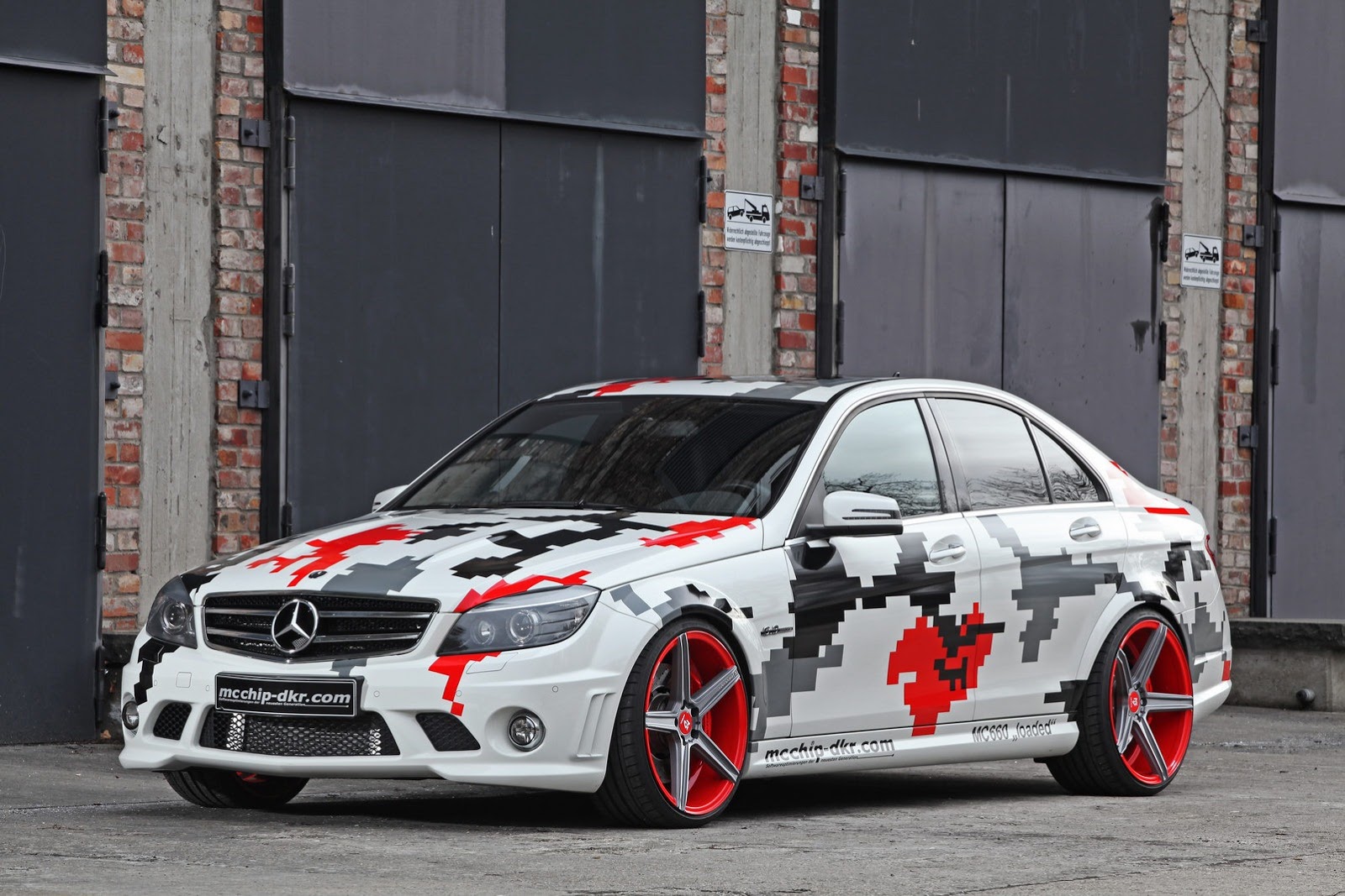 [Mcchip-Mercedes-C63-AMG-4%255B2%255D.jpg]