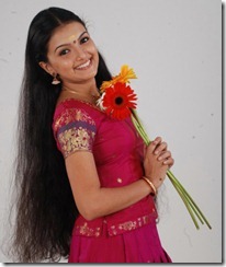 Actress Saranya Mohan Photos in Arundhati Vettai Tamil Film