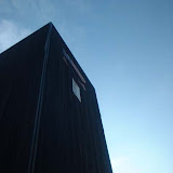 New York 2002 - building%252520covered%252520in%252520tarp%252520with%252520torn%252520wtc%252520flag.jpg