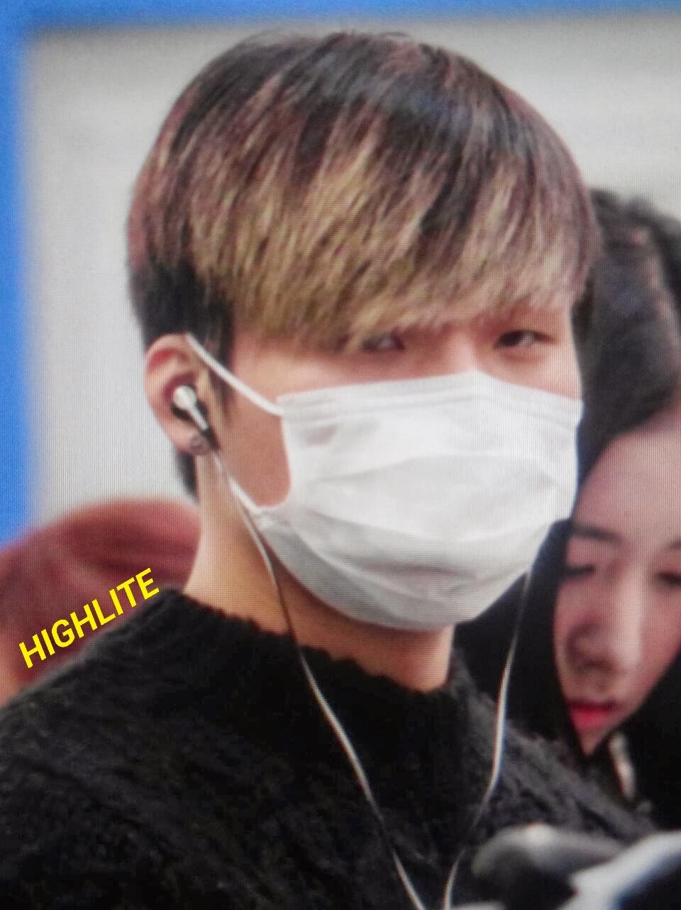 Big Bang - Incheon Airport - 06dec2013 - Dae Sung - Fan - High Lite - 05.jpg