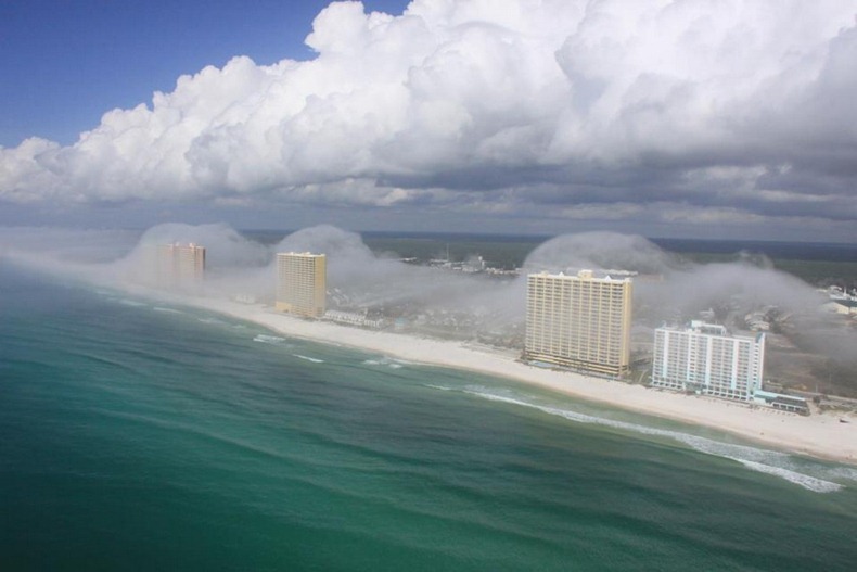 سحب كوندو الرائعة تضرب ساحل فلوريدا ! Condo-clouds-9%25255B2%25255D