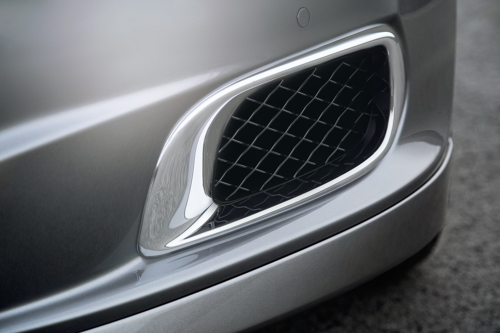 [2014-Jaguar-XJR-26%255B2%255D.jpg]