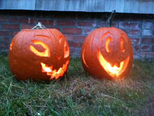 The pumpkins ready for the trick or treaters.