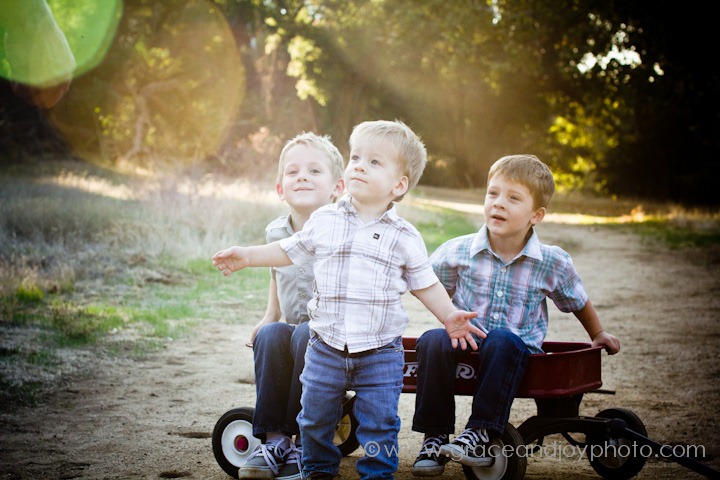 [20111015_graceandjoyphotography_004_.jpg]