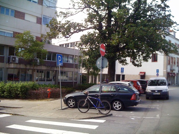 Estacionamento bici 004