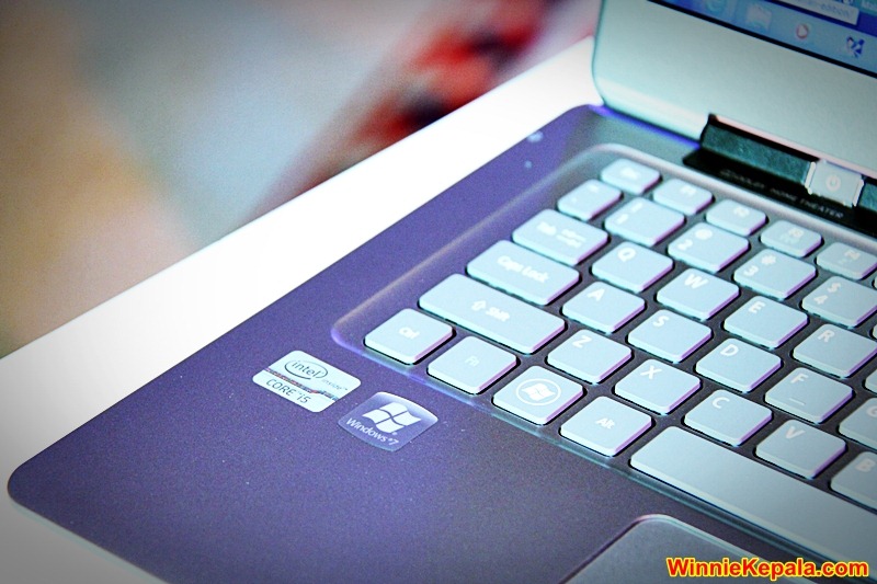 [2011-10-04%2520Acer%2520Aspire%2520S3%2520Launch%2520057%255B4%255D.jpg]