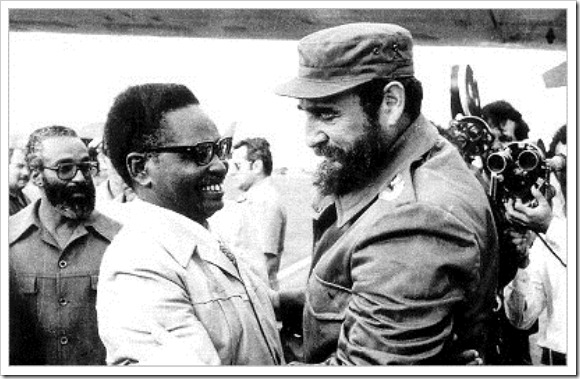 Agostinho Neto e Fidel Castro