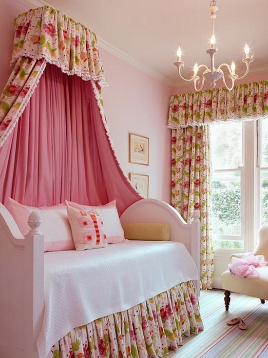 [Girls-Bedroom-Decorating-Ideas-with-Floral-Canopy-Curtain-550x733%255B26%255D.jpg]