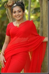 meera_vasudev_in red_saree