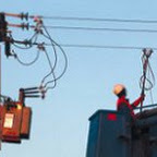 Les conditions climatiques compliquent les interventions,Des milliers de foyers toujours privés d’électricité