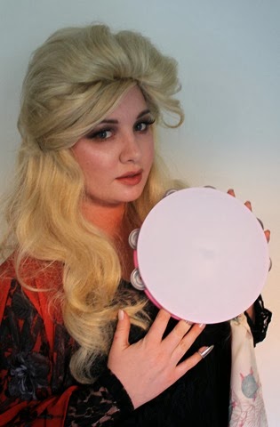 [white%2520winged%2520dove%2520012-001%255B4%255D.jpg]