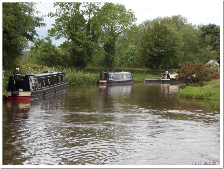 SAM_0622 Queue below Colwich SAM_0622 Queue below Colwich