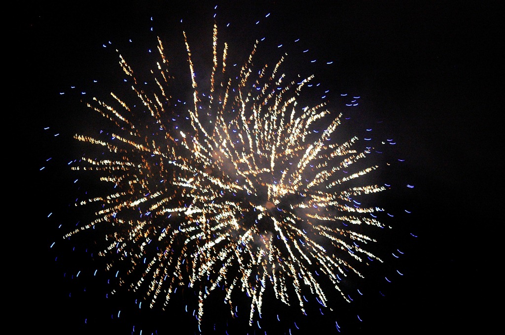 [fireworks1%255B7%255D.jpg]