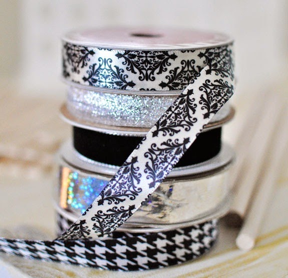 #DIY $3 Craft Ribbon Storage with Built In Dispenser #DIY $3 Craft Ribbon Storage with Built In Dispenser