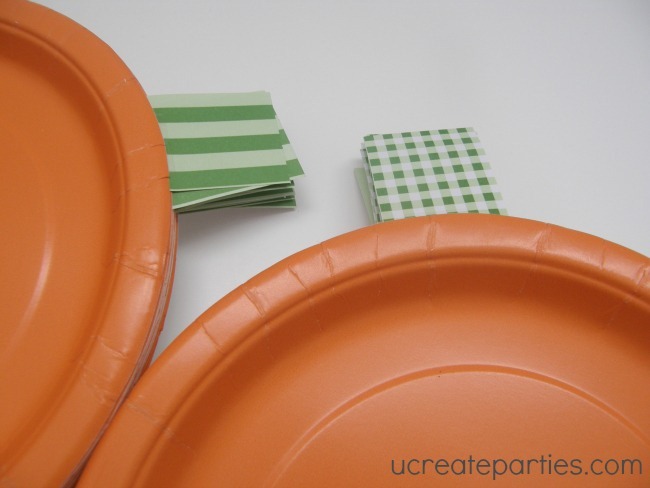 [Paper-Plate-Pumpkins5.jpg]